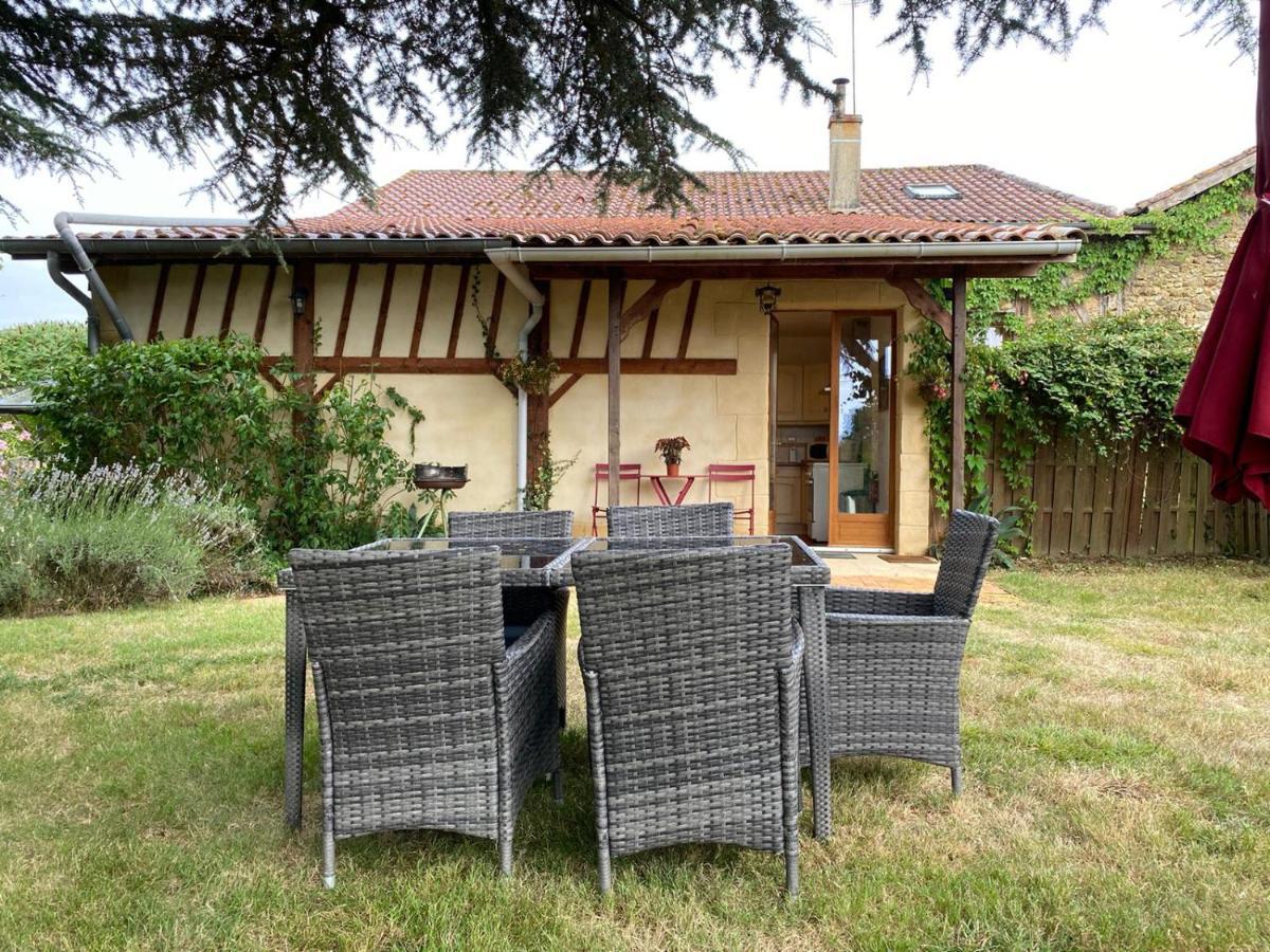 Gites Perruchet Castelnavet Exterior photo